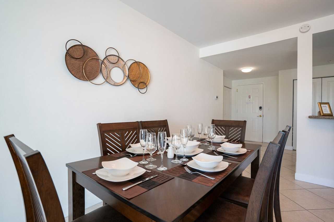 3256 Sw 22nd Ter #1056254P - Photo 6 of 35