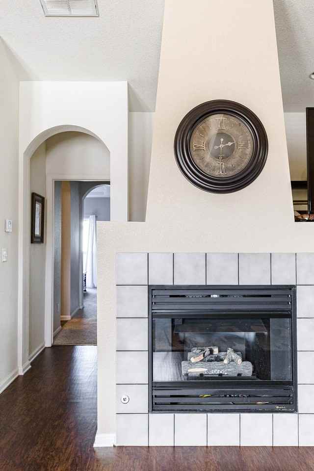 22898 E Euclid Cir #1057091P - Photo 6 of 48