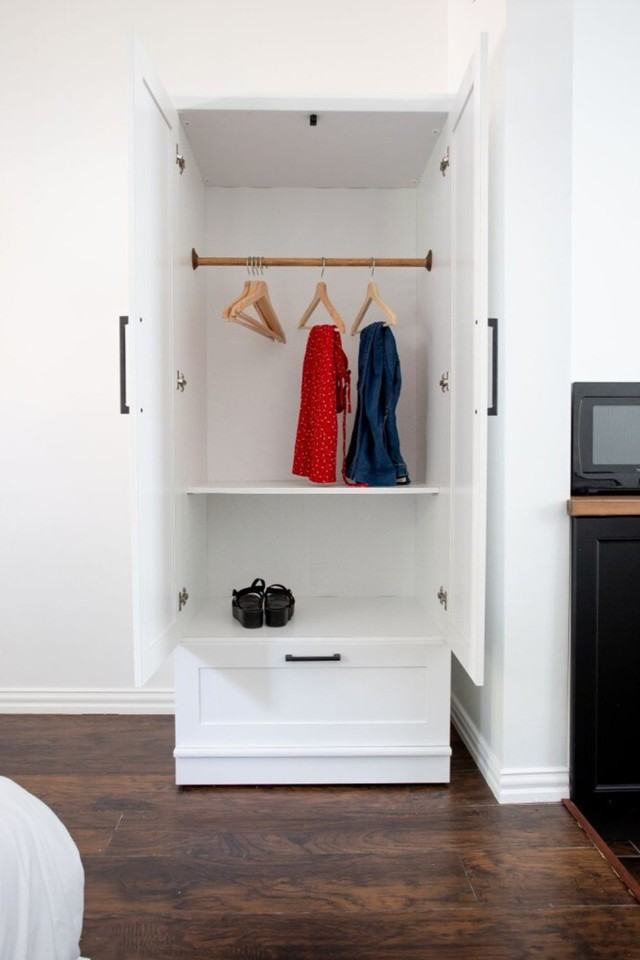 1506 Kenwood Ave #1058613P - Photo 6 of 7