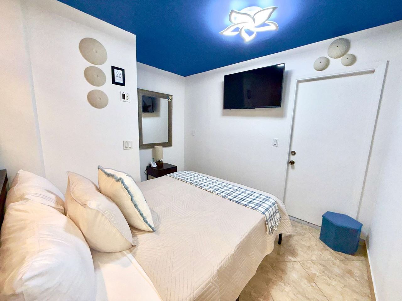 330 Grant Street #1077061P - Photo 2 of 13