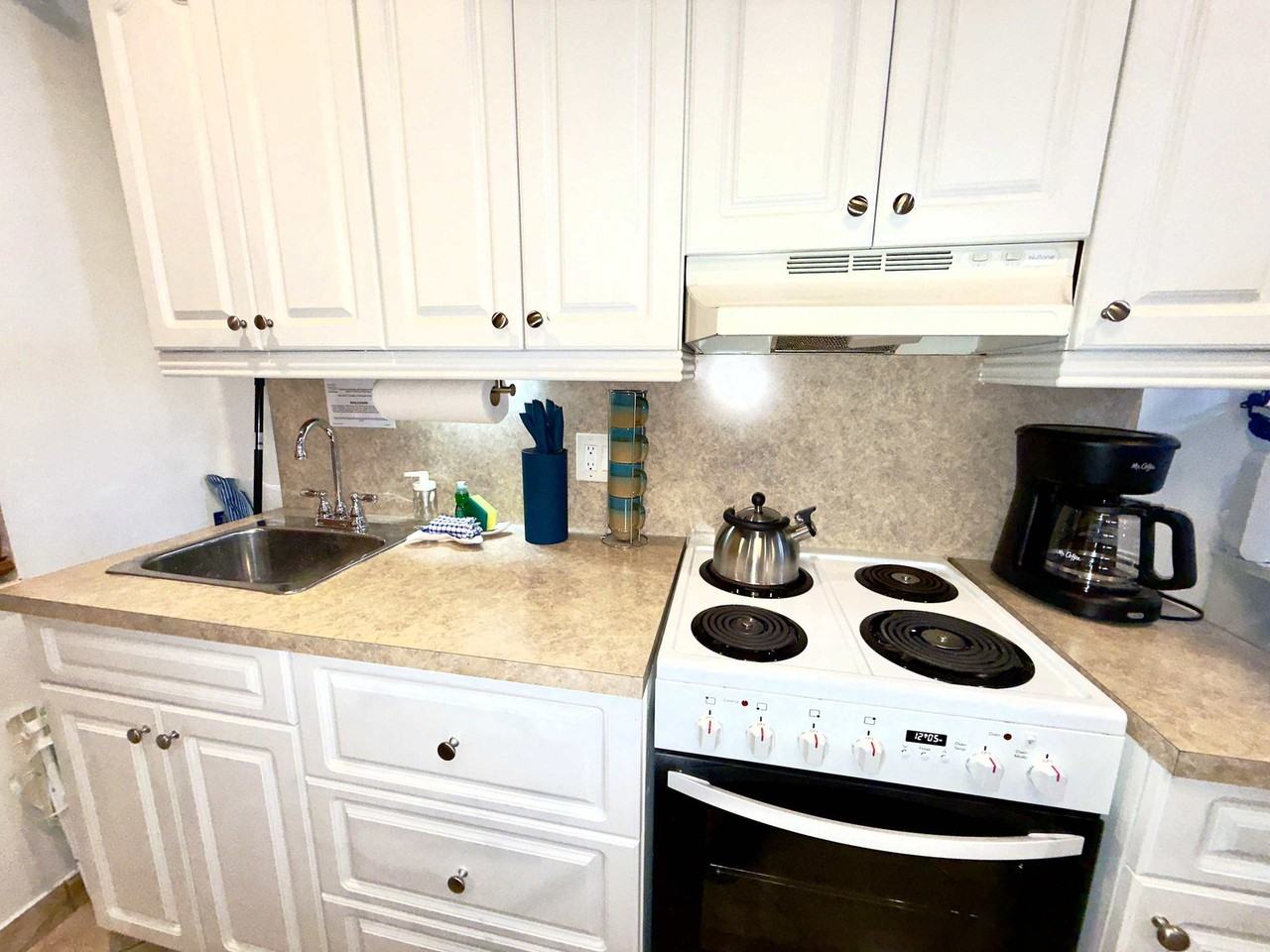 330 Grant Street #1077061P - Photo 4 of 13