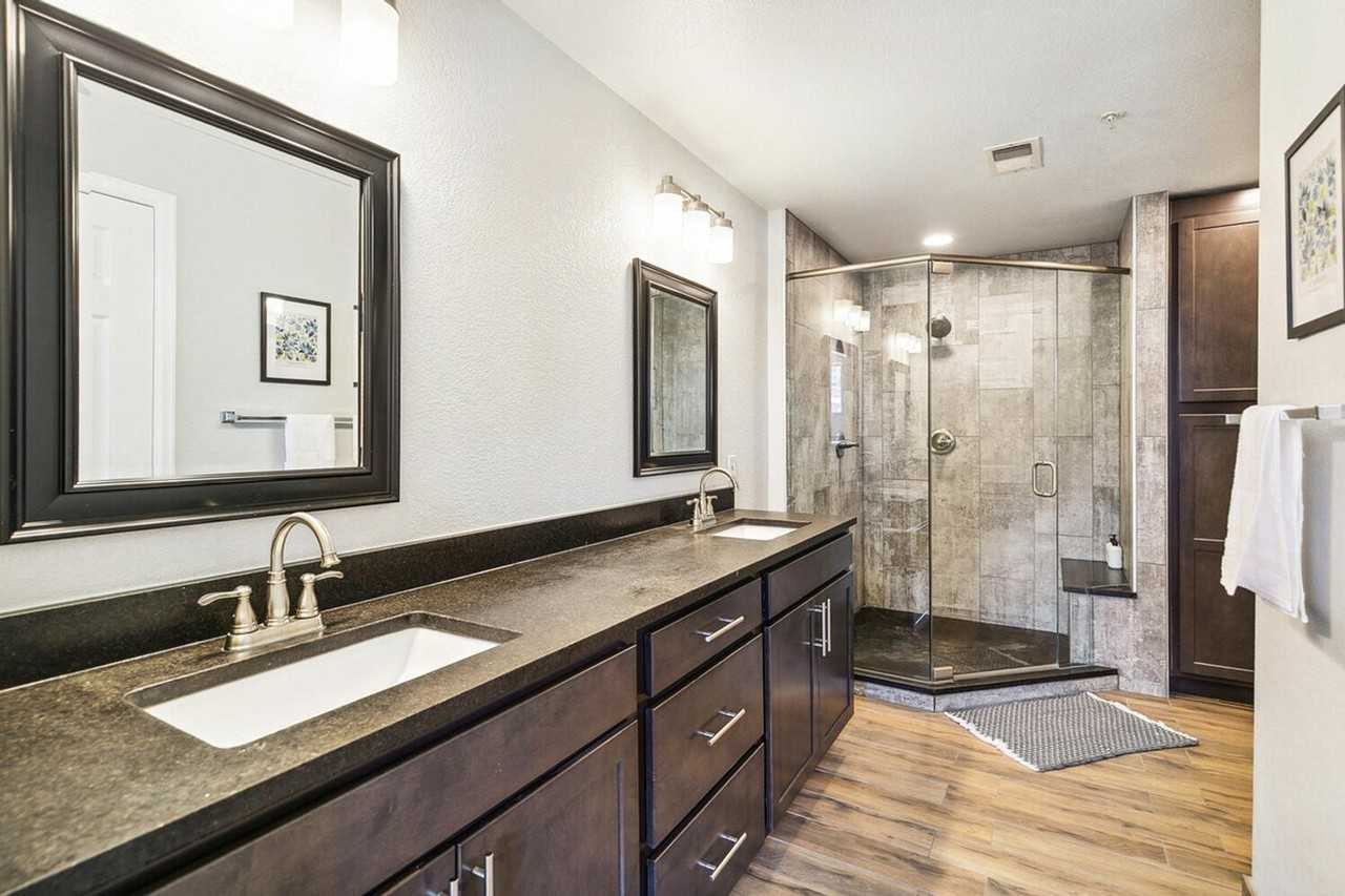 1727 N Pearl St #1221774P - Photo 5 of 33