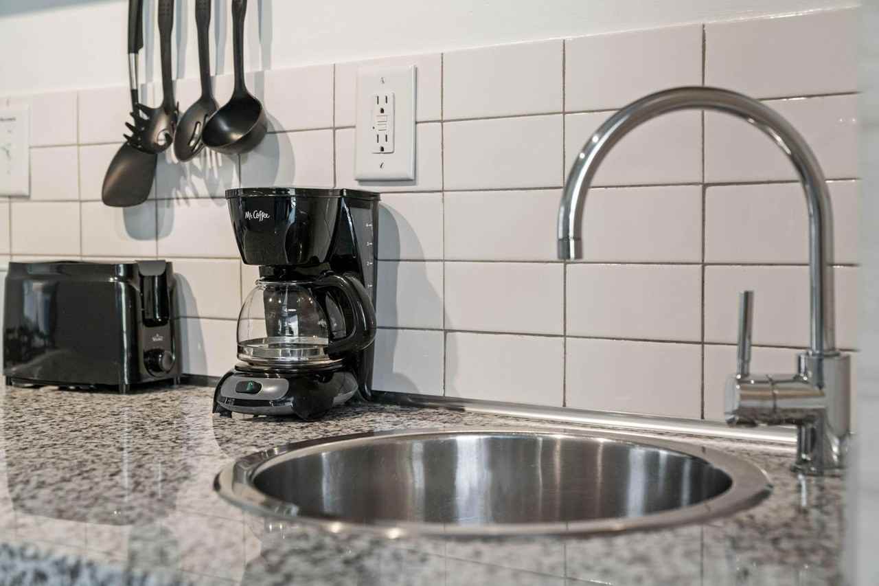 47 25th Street Northwest - Photo 7 of 106