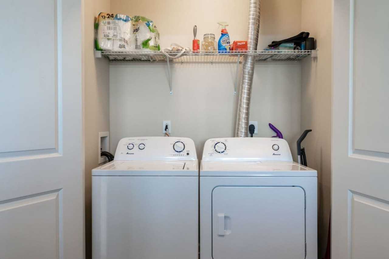 2205 North Delaware Street #1228600P - Photo 3 of 24