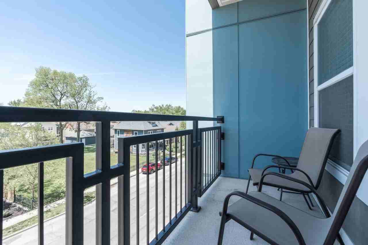 2205 North Delaware Street #1228600P - Photo 5 of 24