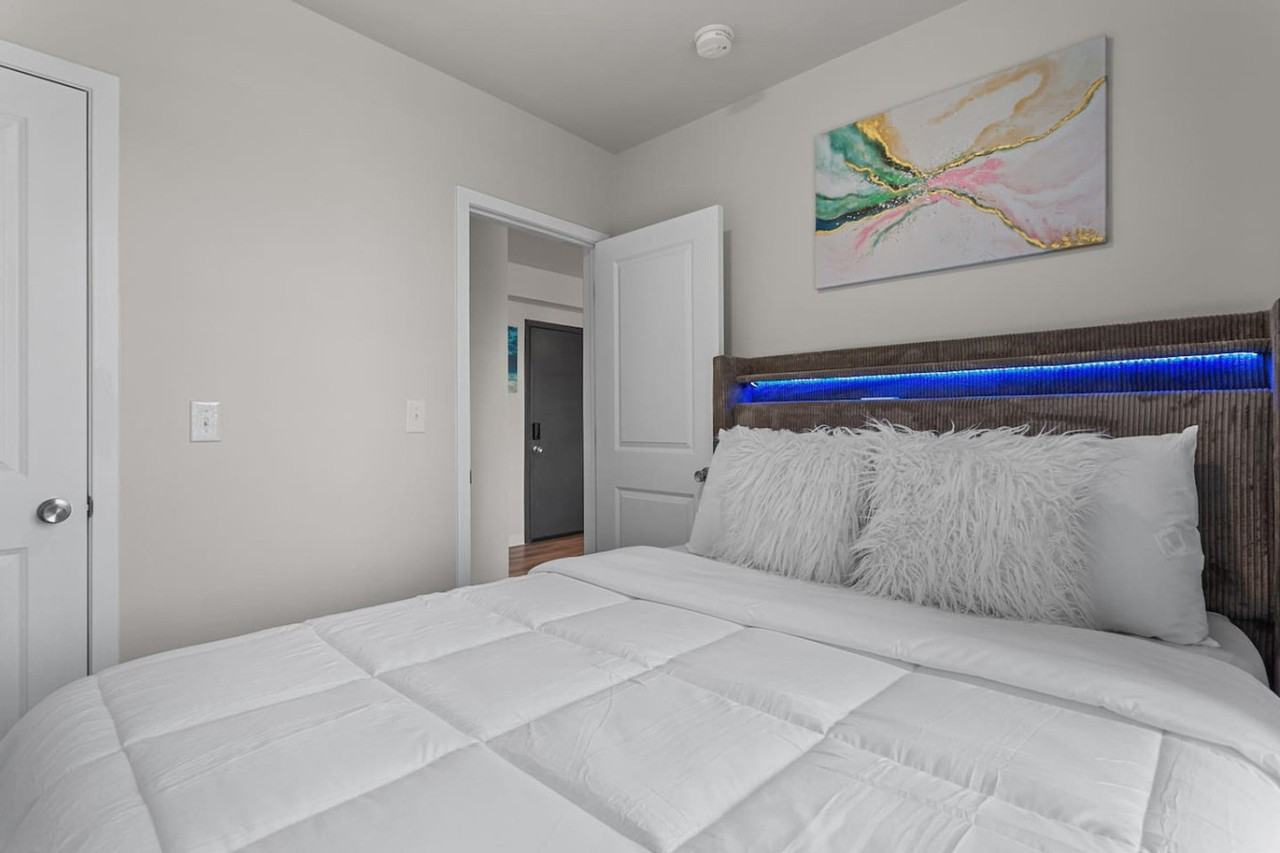 1800 W Bethune St #1228665P - Photo 3 of 21