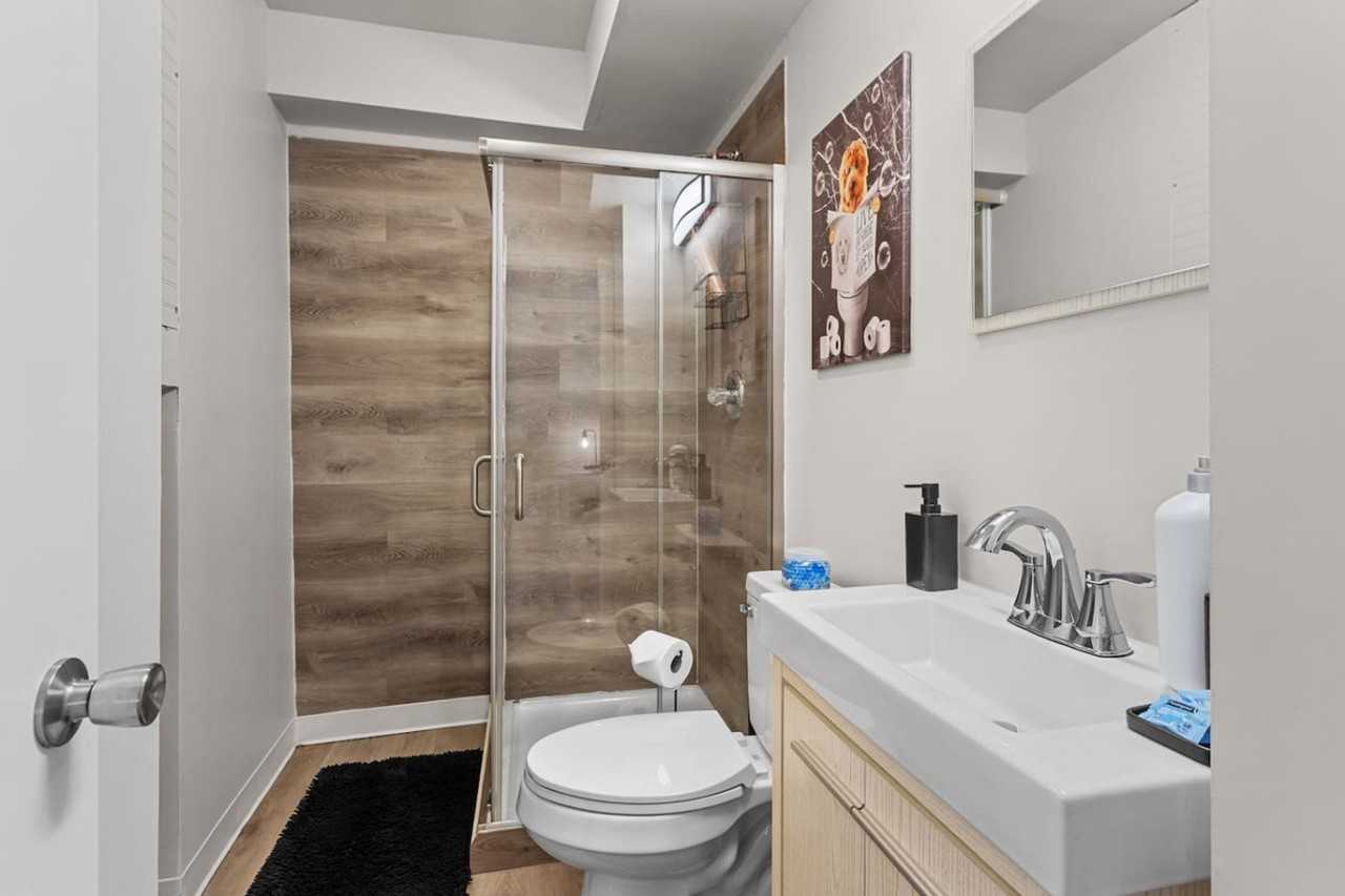 1800 W Bethune St #1228665P - Photo 5 of 21