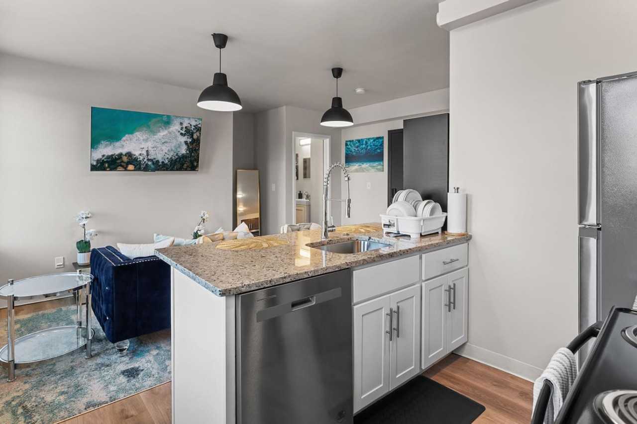 1800 W Bethune St #1228665P - Photo 7 of 21