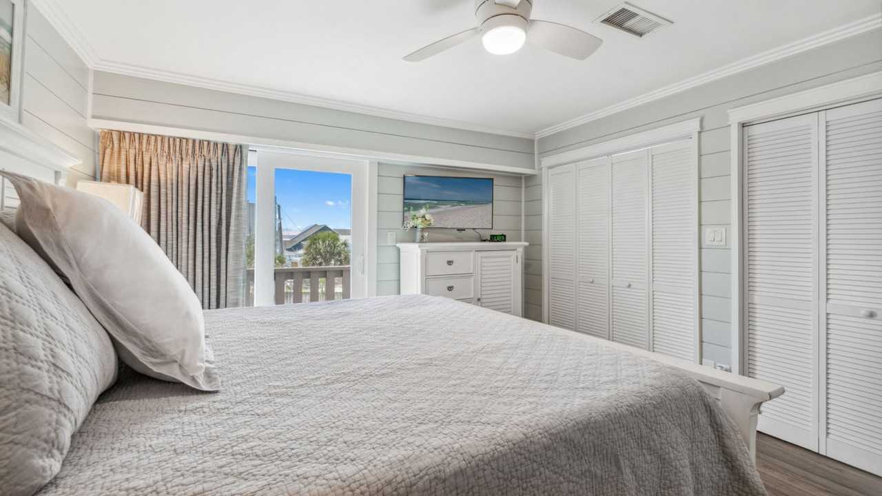 5717 Thomas Dr #1230844P - Photo 7 of 41