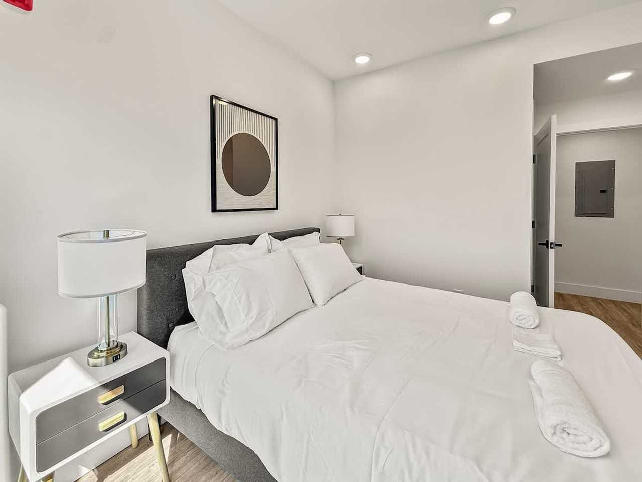 2400 E Huntingdon St #1231705P - Photo 4 of 11