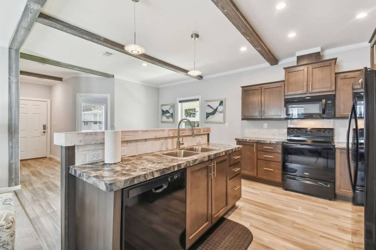 10030 Sterling Ave #1234467P - Photo 3 of 43