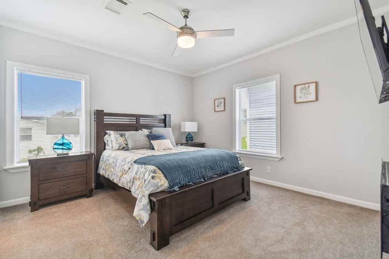 10030 Sterling Ave #1234467P - Photo 4 of 43