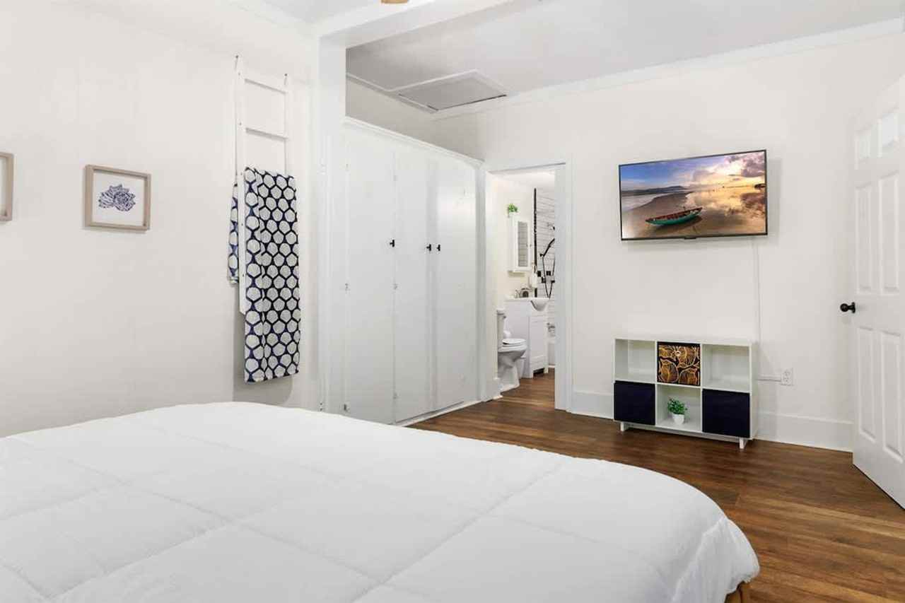 713 East Palmetto Street #1234469P - Photo 4 of 35