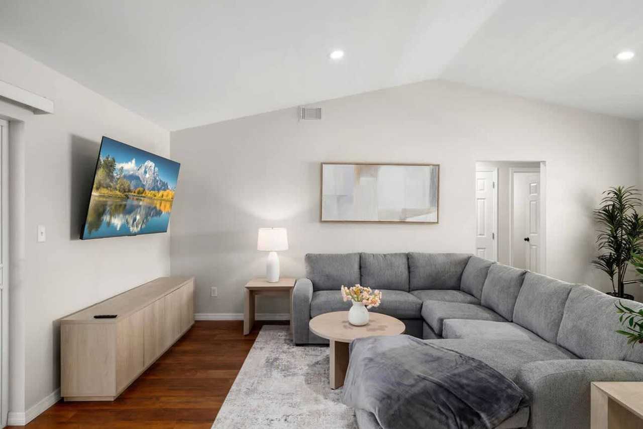 1941 Tidewater Ct #1234472P - Photo 3 of 38