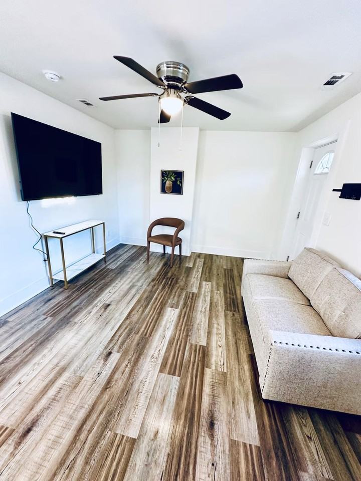 5 Norwood St #1234771P - Photo 2 of 9