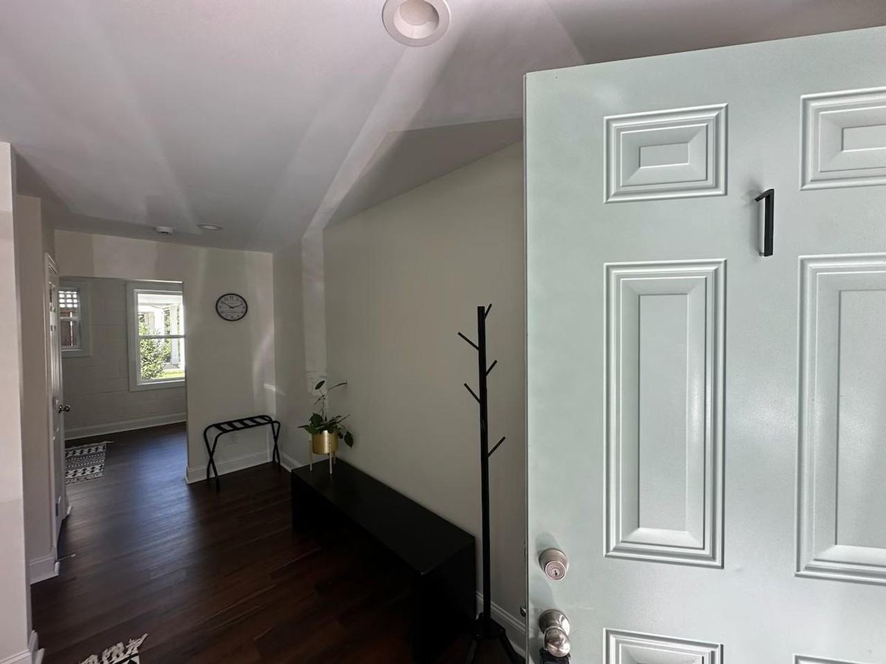 320 Shaw St #1234772P - Photo 5 of 18