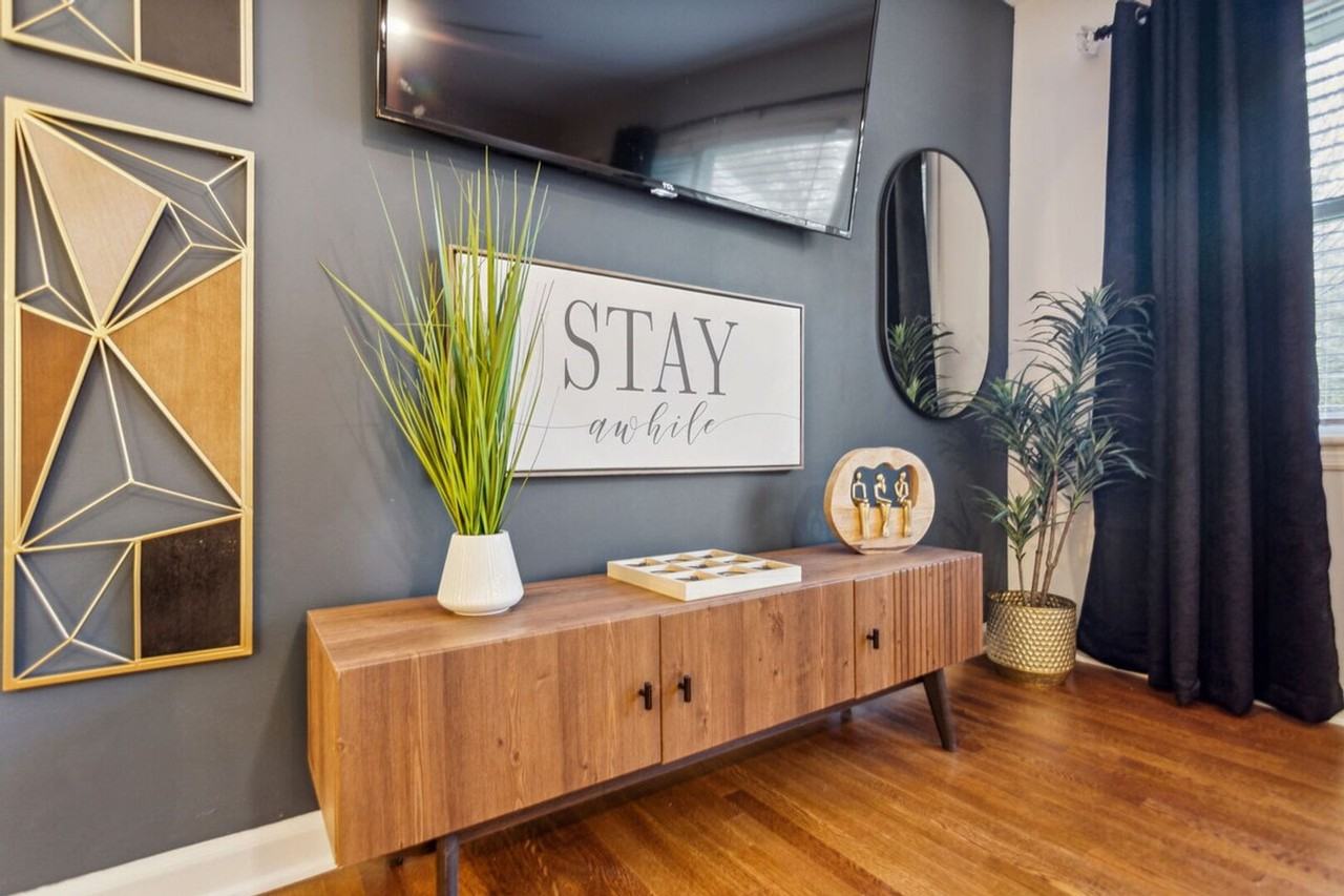 425 Plantation Rd Sw #1234811P - Photo 3 of 42