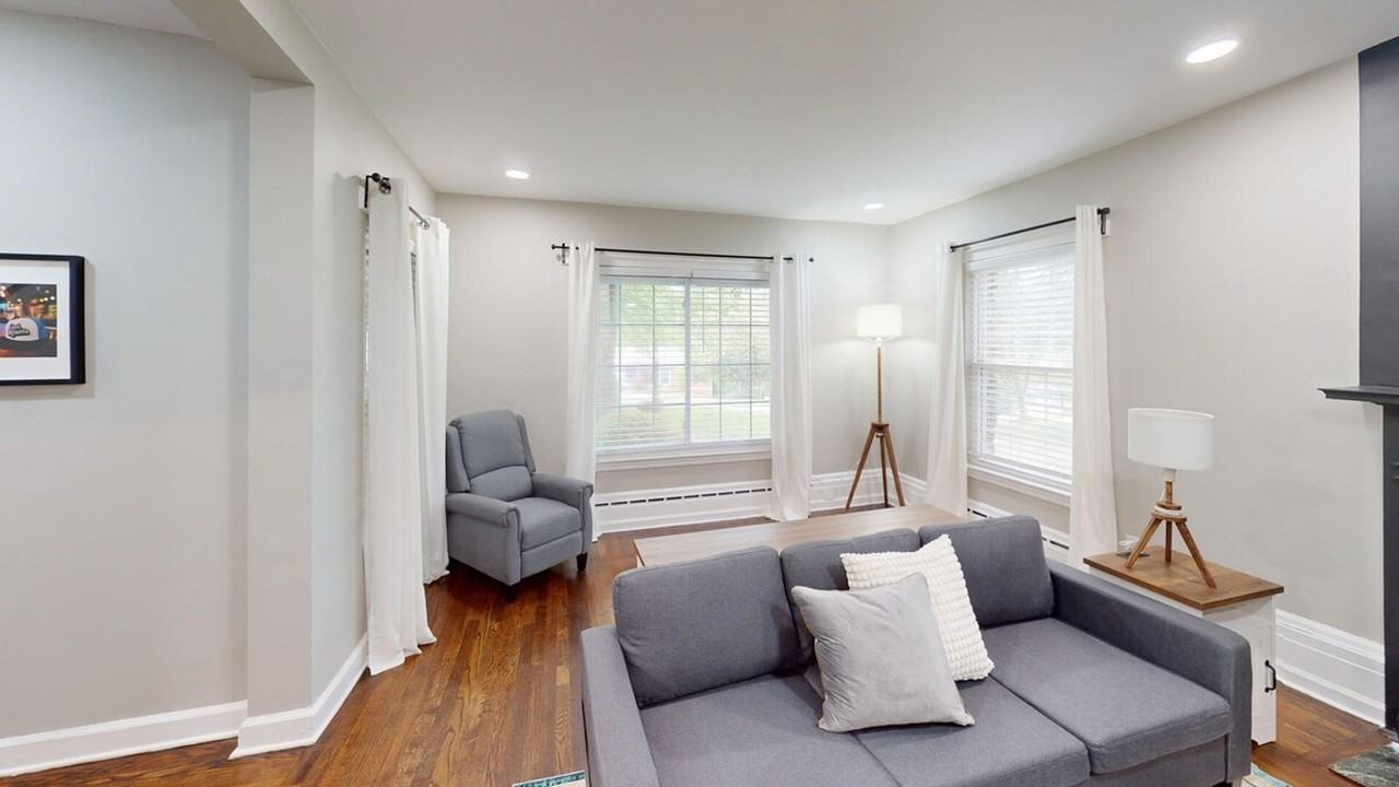 1114 Fayetteville Rd Se #1234834P - Photo 2 of 26