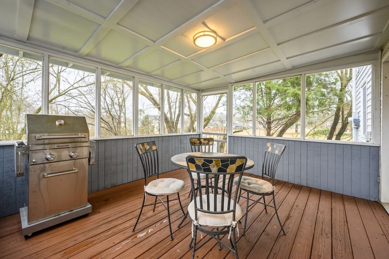 10 Jill Ln #1234837P - Photo 4 of 50