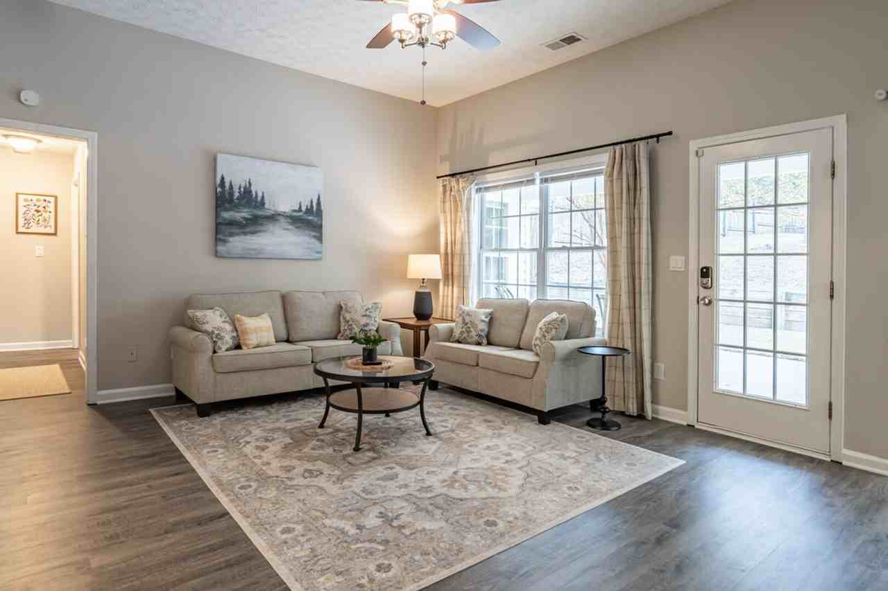 104 Kingston Pointe #1234838P - Photo 2 of 50