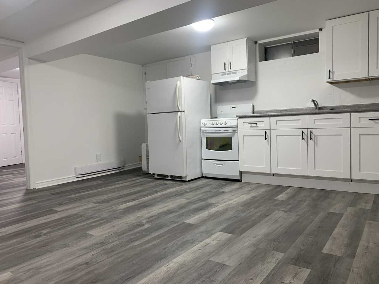 1122 Avenue Road #B3 - Photo 5 of 9