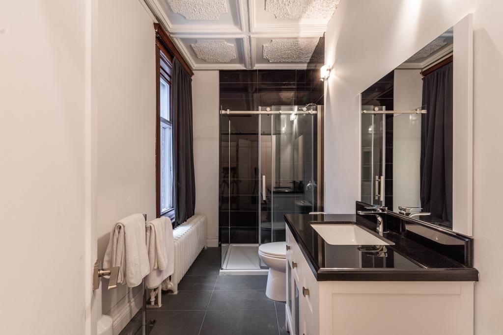 2030 Rue Lambert Closse - Photo 15