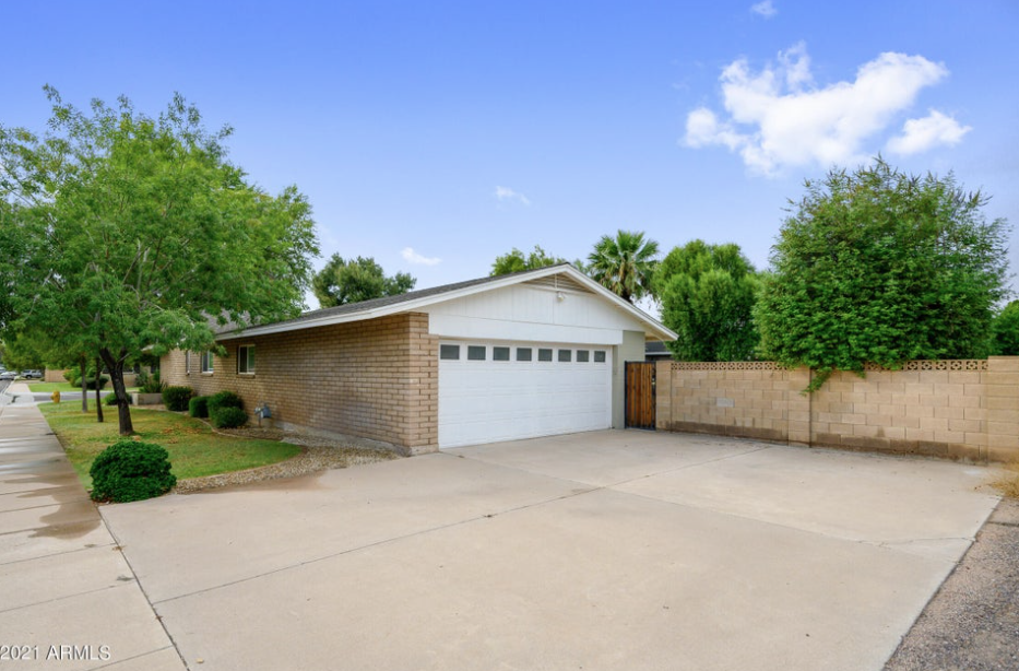 3009 North 49th Street - Photo 2 of 23