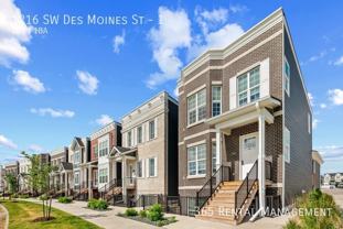 1216 Sw Des Moines St #1 - Photo 1 of 1