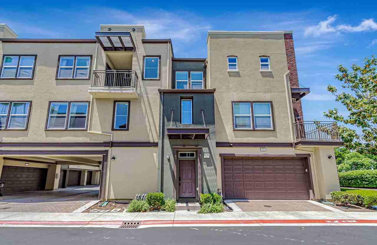 327 Bautista Pl - Photo 2 of 15