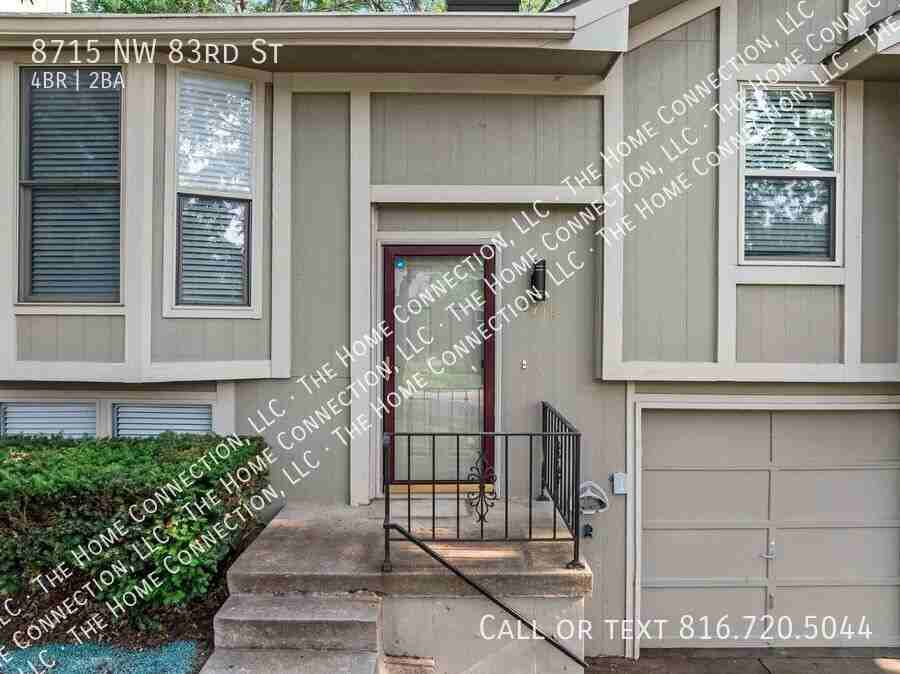 8715 Nw 83rd St - Photo 3 of 33