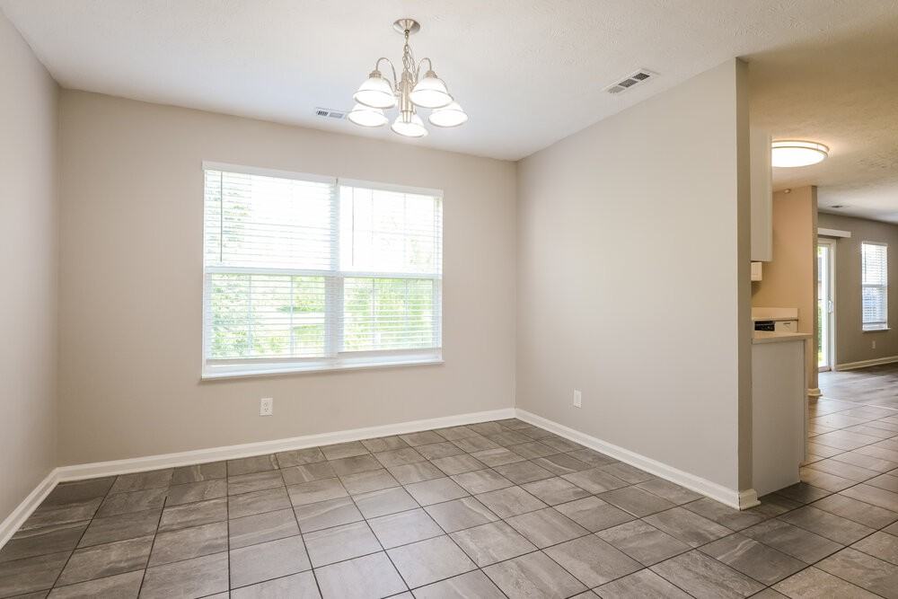 6827 Devinney Lane - Photo 7 of 16