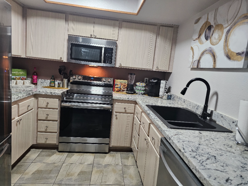 1701 E Katie Ave #5 - Photo 6 of 16