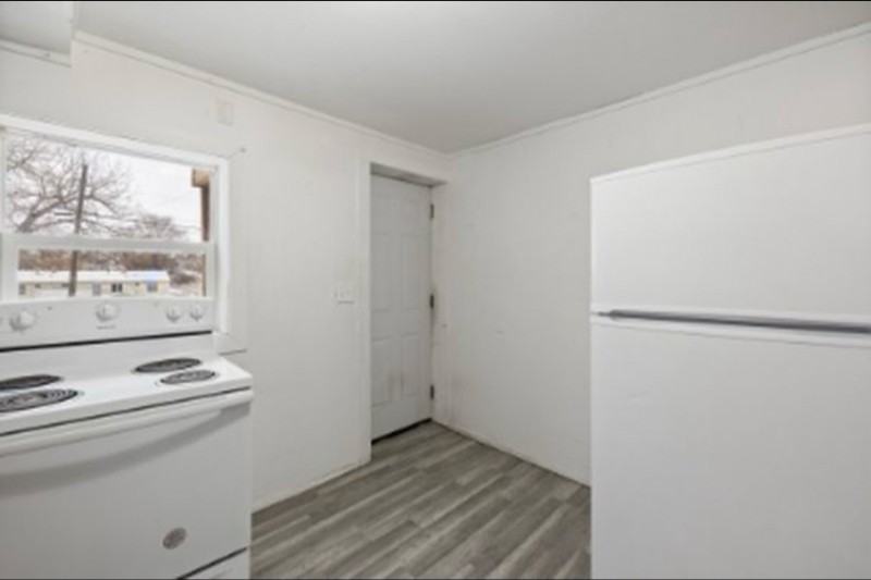 904 Willsie Ave #3 - Photo 3 of 10