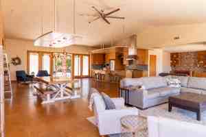 featured image of 9411 Vista Aleta