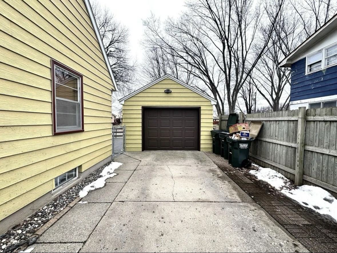 908 3rd St S #NA - Photo 2 of 17