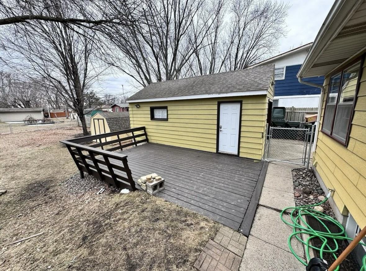 908 3rd St S #NA - Photo 3 of 17