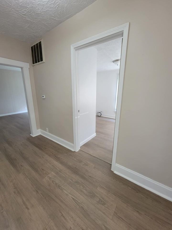 1004 S 17th St #A - Photo 2 of 18