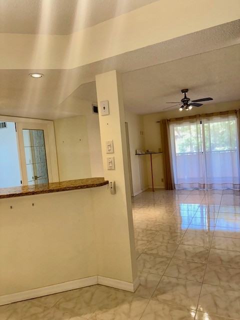 19505 Quesada Avenue - Photo 4 of 24