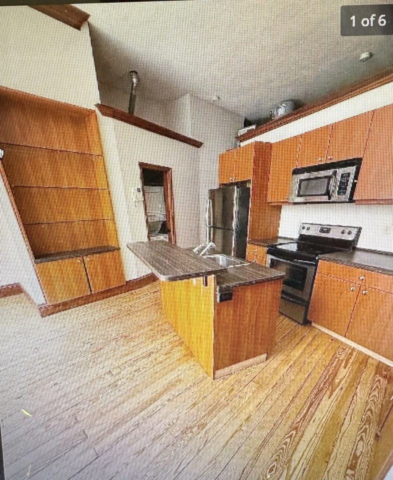 206 S Washington Sq #B