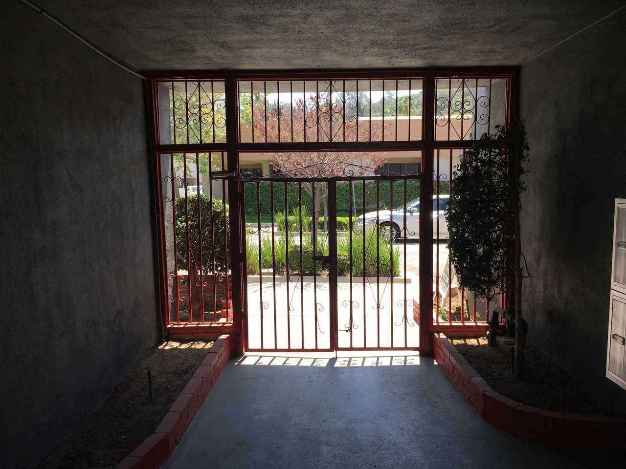 Palmer Park Terrace LLC - Photo 6 of 50