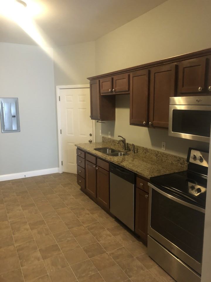 418 S Main St - Photo 3 of 3