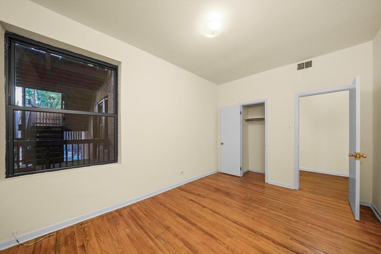 2319 N. Kedzie LP - Photo 5 of 17