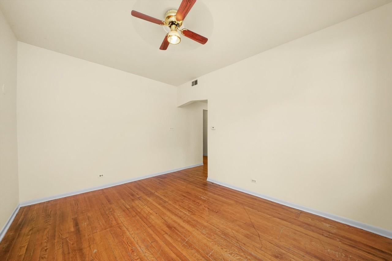 2319 N. Kedzie LP - Photo 6 of 17