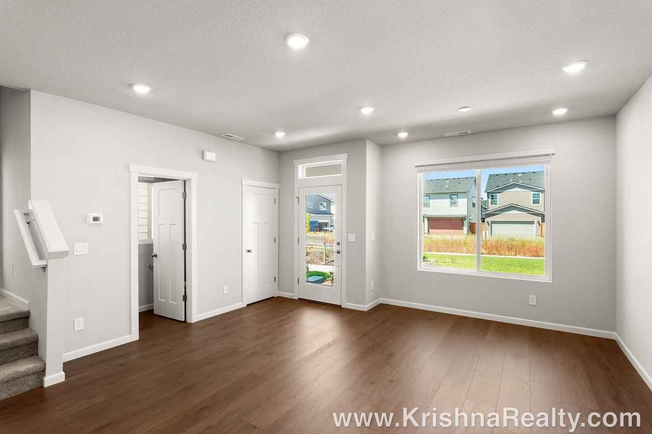 3513 Se Salal Ln - Photo 5 of 23