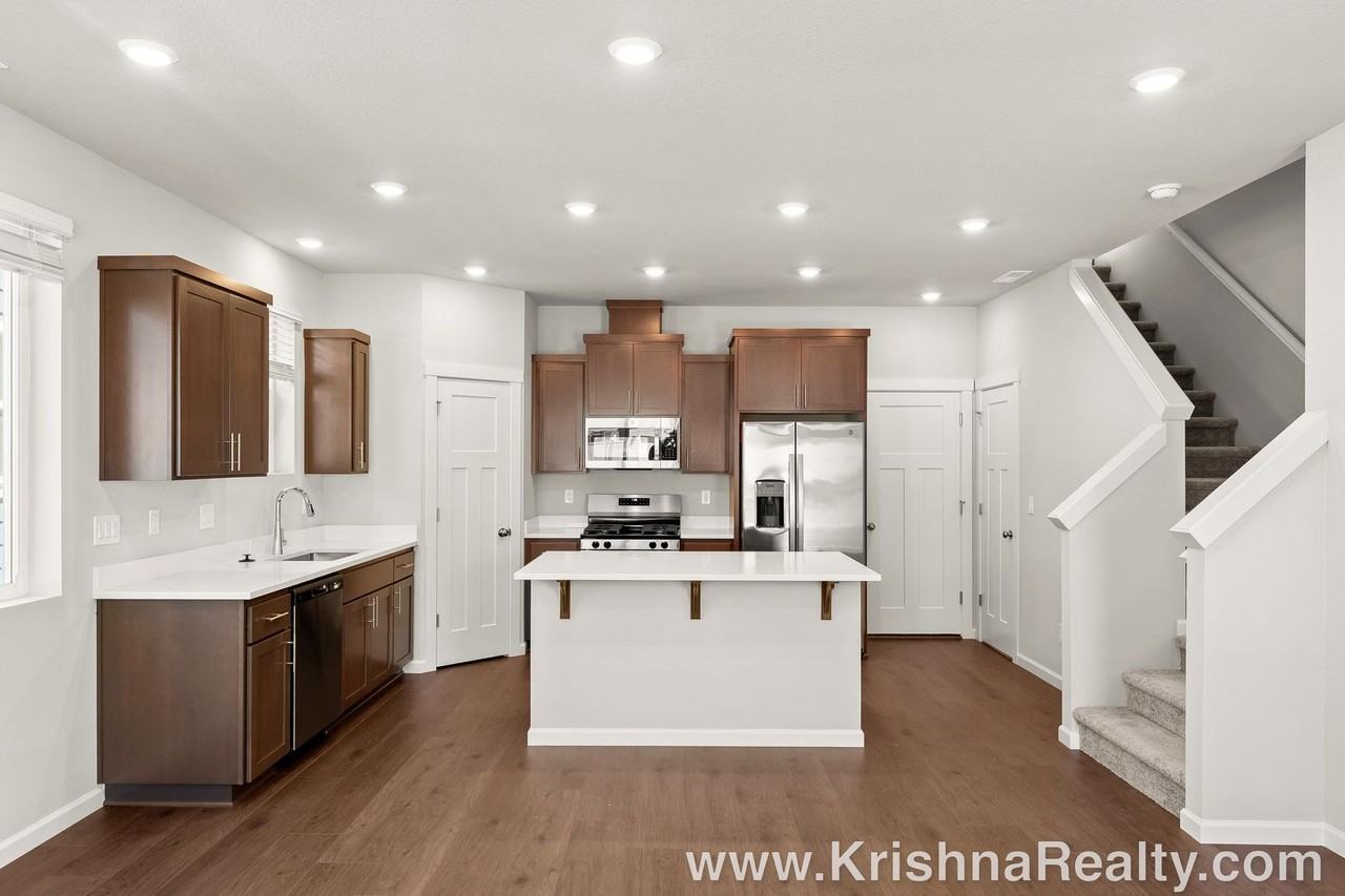 3513 Se Salal Ln - Photo 7 of 23