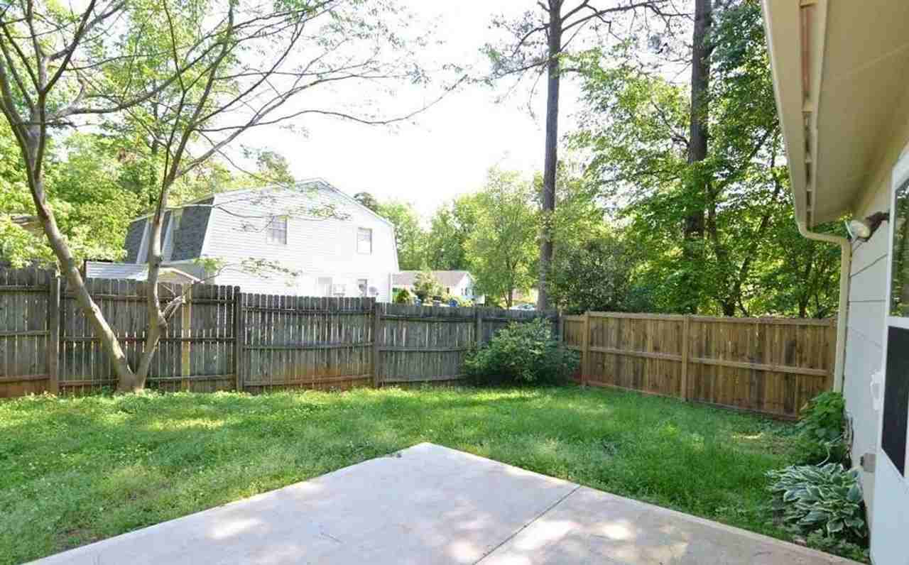 7200 Longstreet Dr - Photo 3 of 12