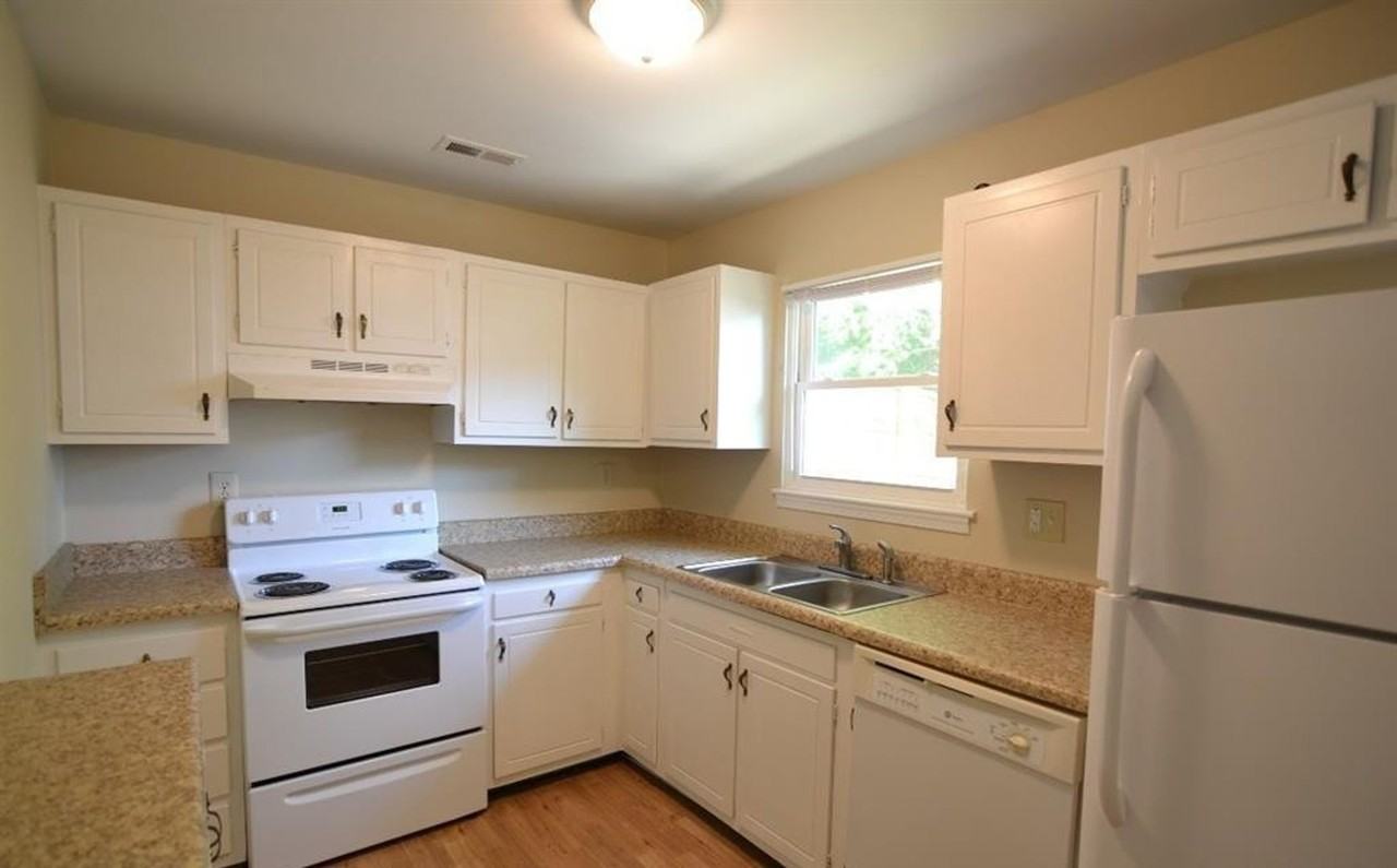 7200 Longstreet Dr - Photo 5 of 12