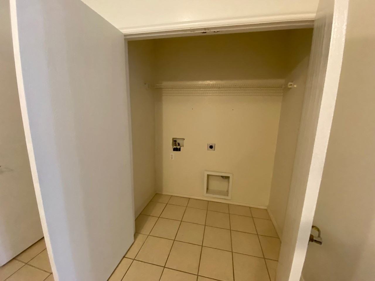 1108 Brandywine Ln #5 - Photo 4 of 10