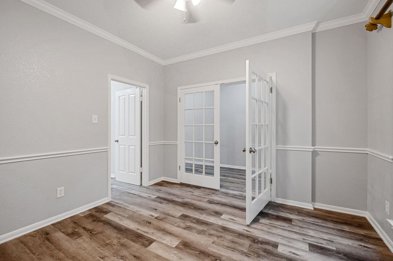 13556 Anarosa Loop - Photo 3 of 37