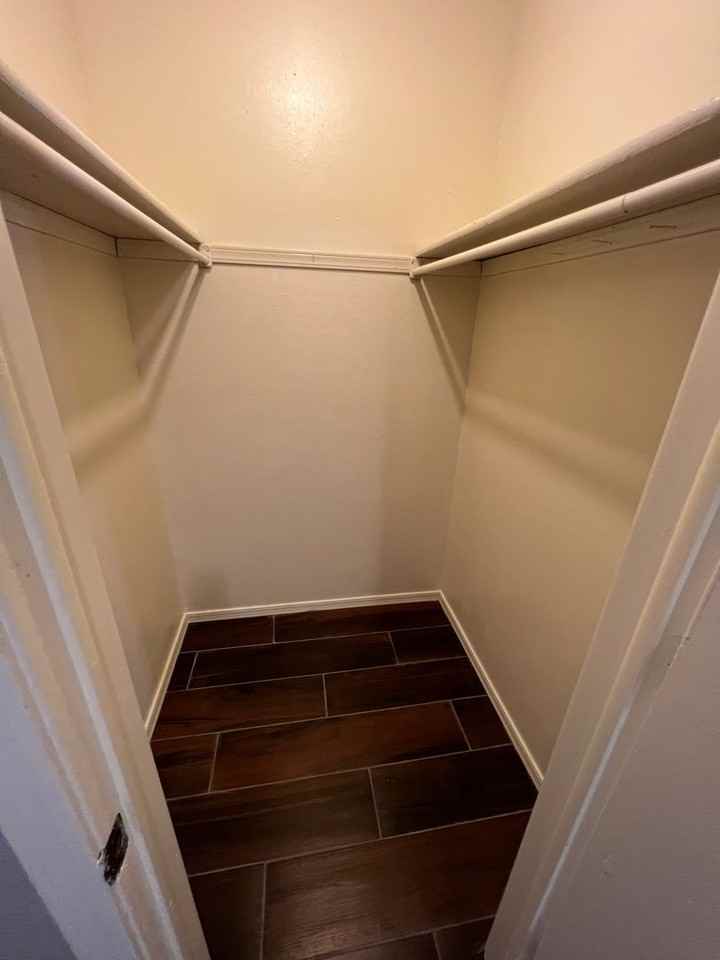 207 S 45th St - Photo 4 of 14